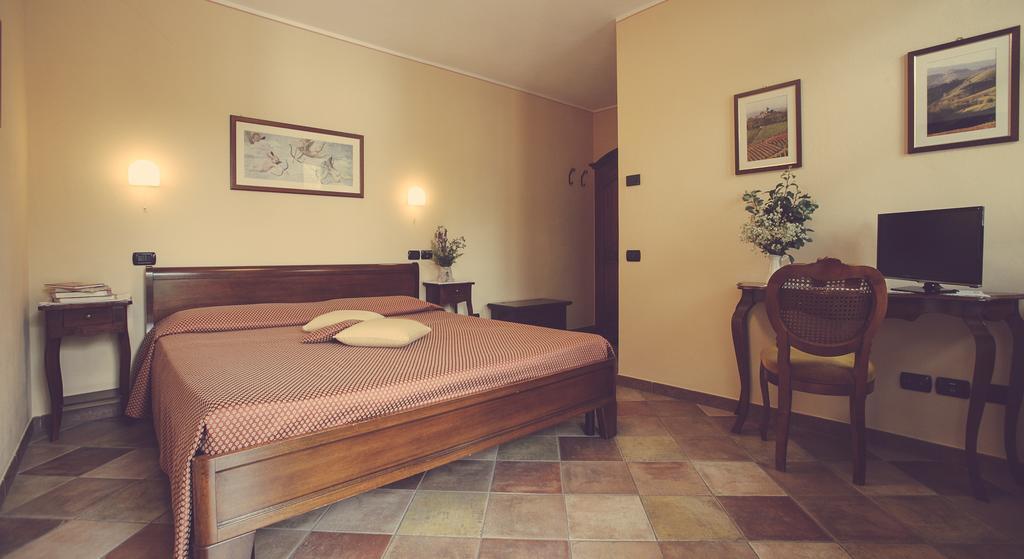 Casa Ressia Alba (Piedmont) Quarto foto